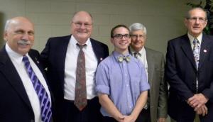 576391_3904552250410_946034012_n