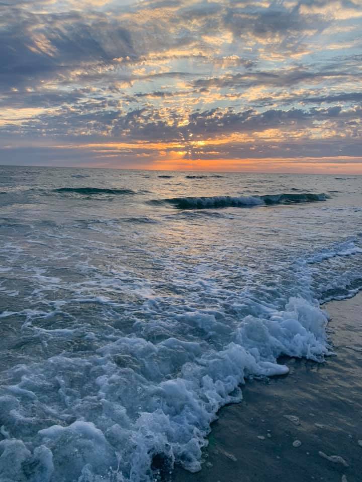 99436891_10222272332735370_7365906665402531840_n-2